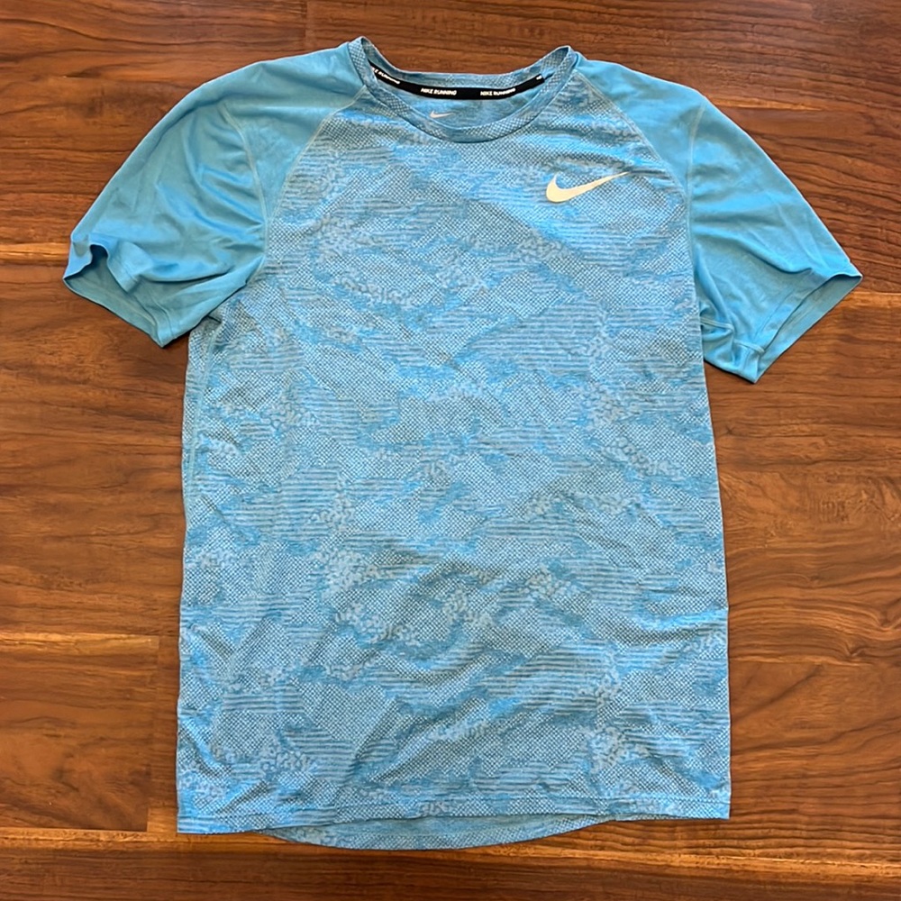 Nike Dry Fit Shirt Size S